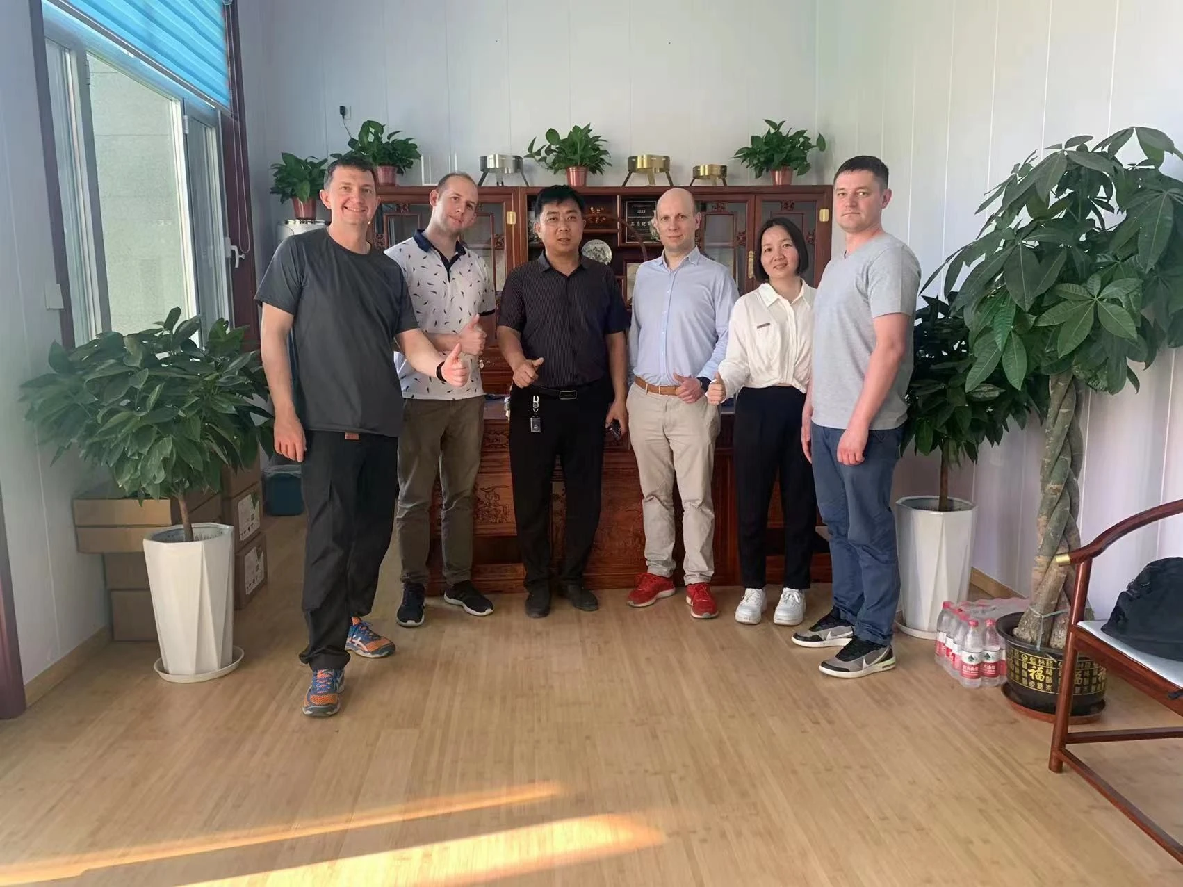 overseas customers at metal stamping company China
